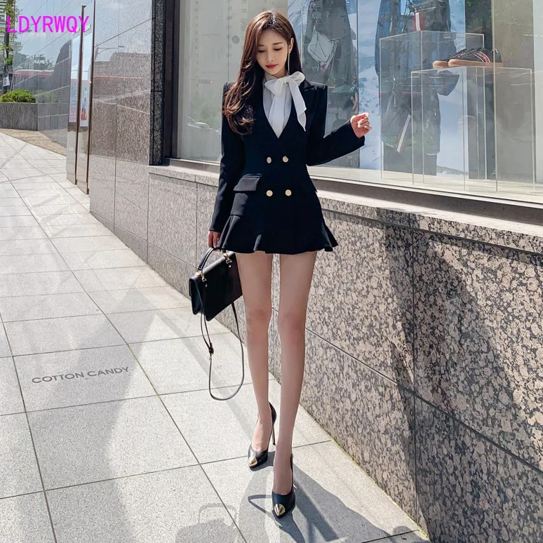 

2019 autumn and winter new Korean women's professional temperament suit collar double-breasted Slim stitching ruffled dress