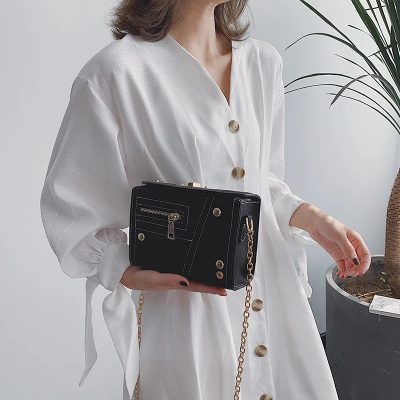 

2019 New Denim Skirt Bag Cool Western Style Popular Casual WOMEN'S Bag Korean-style Simple Shoulder Spiraea Square Sling Bag