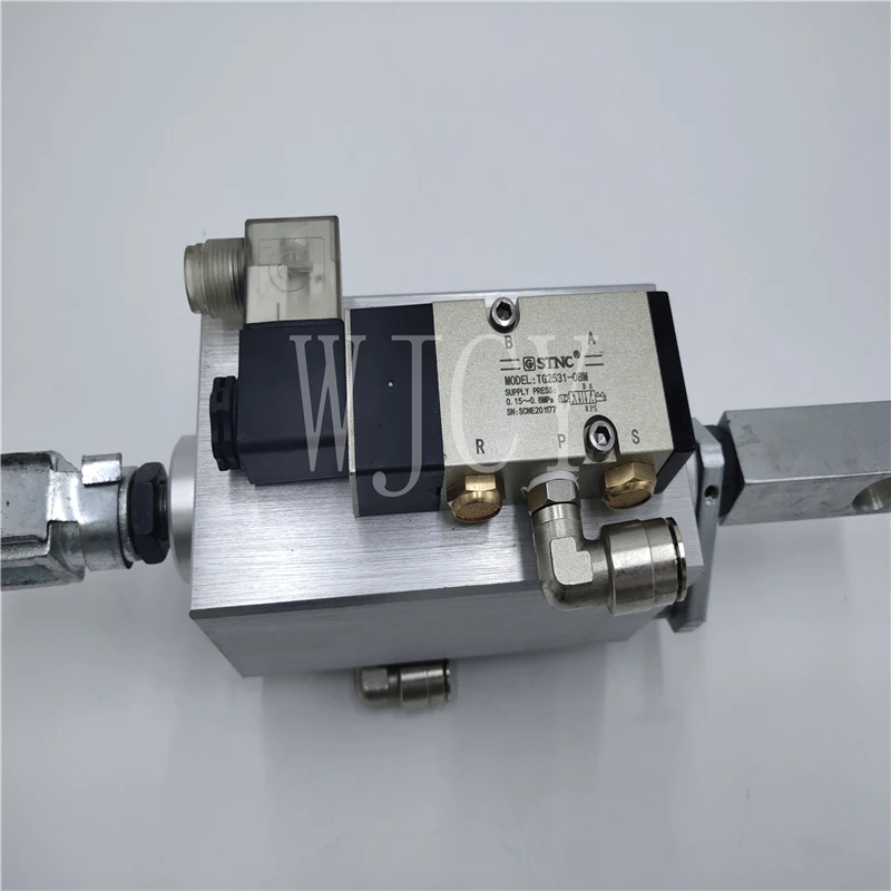 

Пневматический цилиндр M2.184.1011/01A M2.184.1011SM 74 D63 H18 M4.335.007N