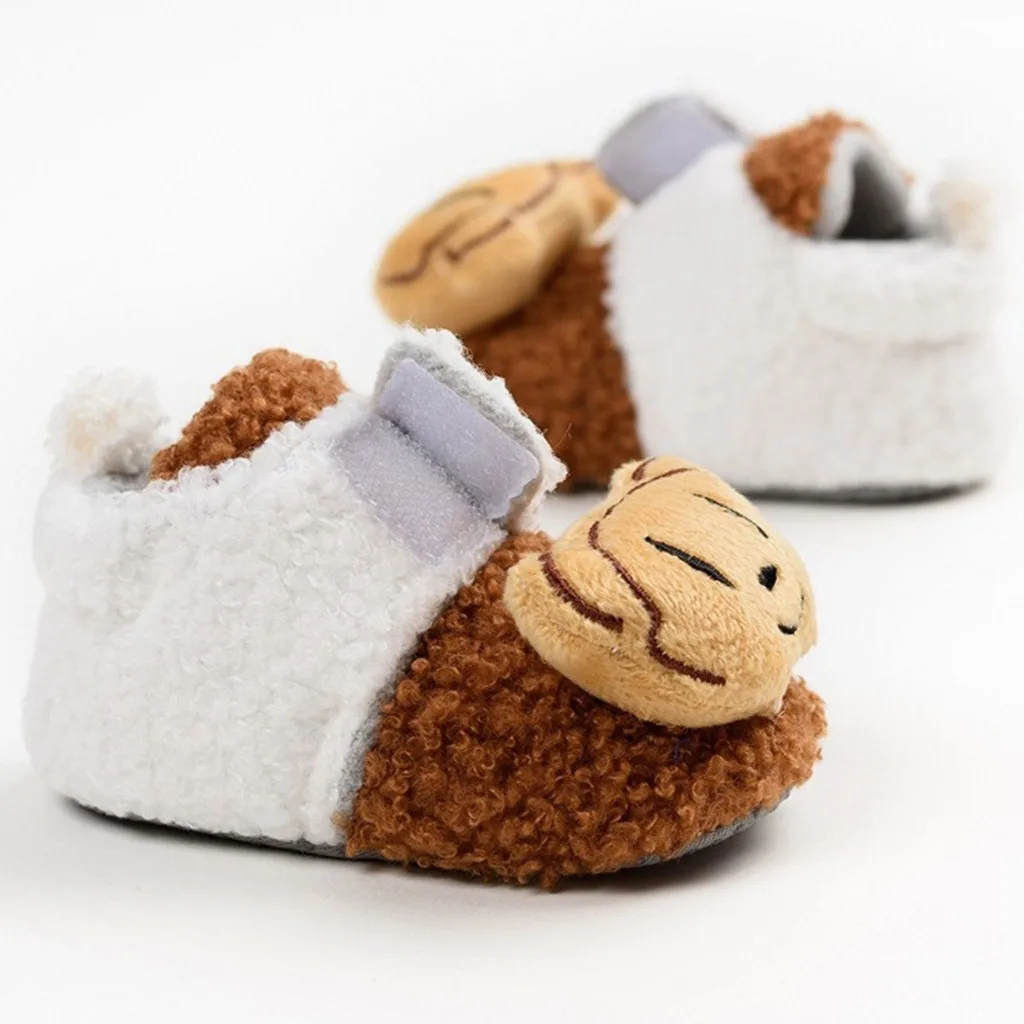 Обувь для малышей; мягкая обувь с милым рисунком для девочек и мальчиков; Сезон Зима; обувь для новорожденных на липучке из флока; повседневная обувь для малышей