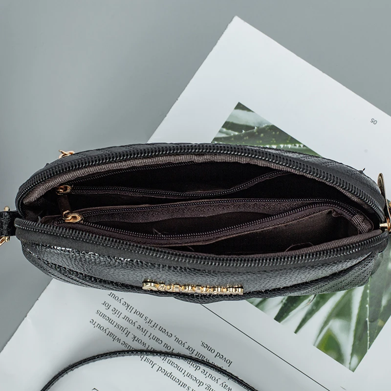 2020 Summer New Women's Messenger Bag Casual Retro Handbag Multi-compartment Dual-use Middle-aged and old Small Mobile Phone Fem