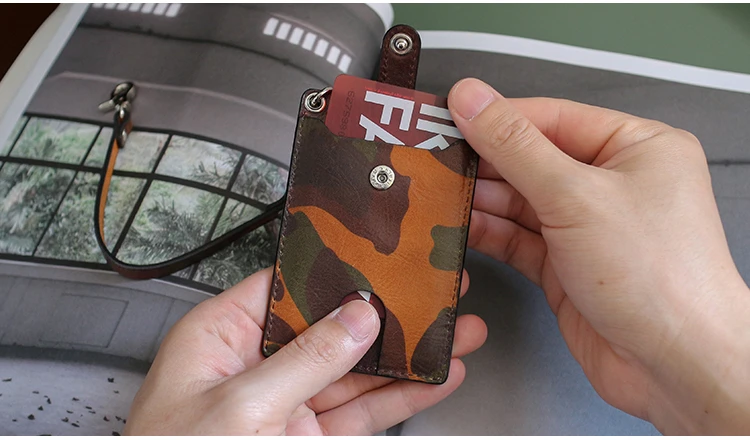 Japan& Korea Style Bus Card Case Retractable First Layer Leather Mini Wallets Small Purse Identity Credit Card ID Tag Holders