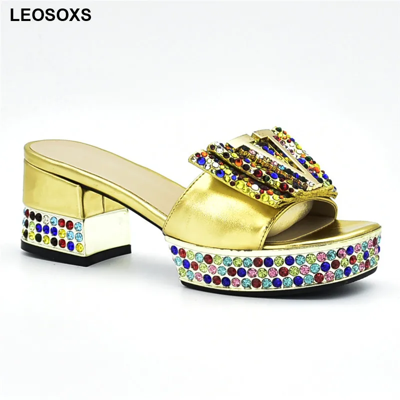 

High Quality Slip on Shoes for Women Latest Nigerian Women Wedding Pumps Decorated with Rhinestone African Party Shoes for Lady