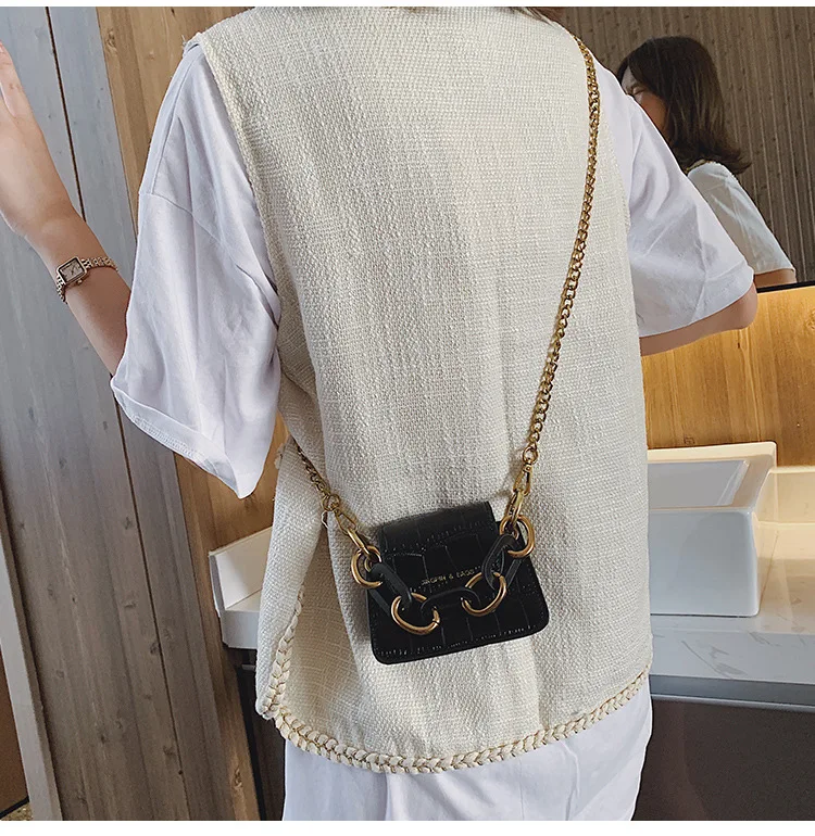 11636047755_2001407584