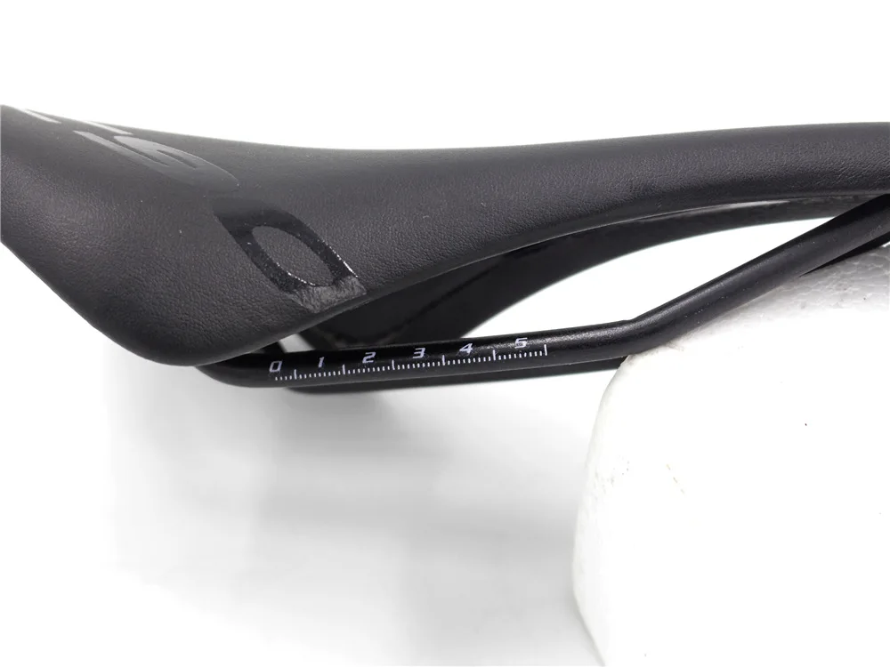 Полый дизайн MTB шоссейное велосипедное седло, Велосипедное Сиденье, ультра-светильник, прочное удобное седло, стальная направляющая, Sillin Cojines, запчасти для велосипеда
