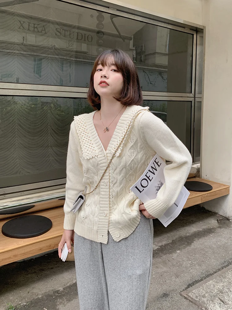 Slightly Large Mm Sweater Cardigan Coat Women's Autumn Loose Thin Lazy Wind V-neck Knitted Top |