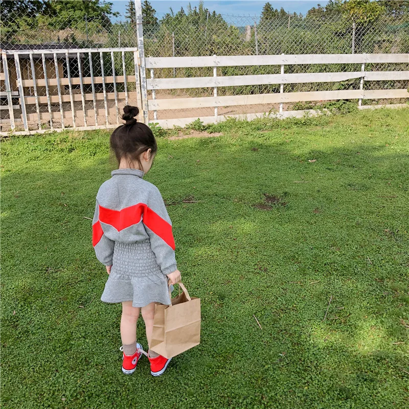 11539942419_1988421556