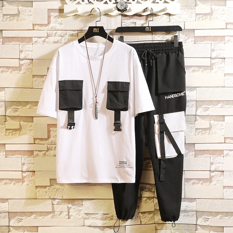 

2020 Summer Hip Hop Men Tracksuit Streetwear Short Sleeve T Shirts And Men Street Pants Jogging Homme Men Sportswear Sets