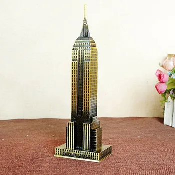 

Vintage Empire State Building Sculpture Metal Famous Building Ornament Home Decoration Accessories Desktop Decor Craft Gift