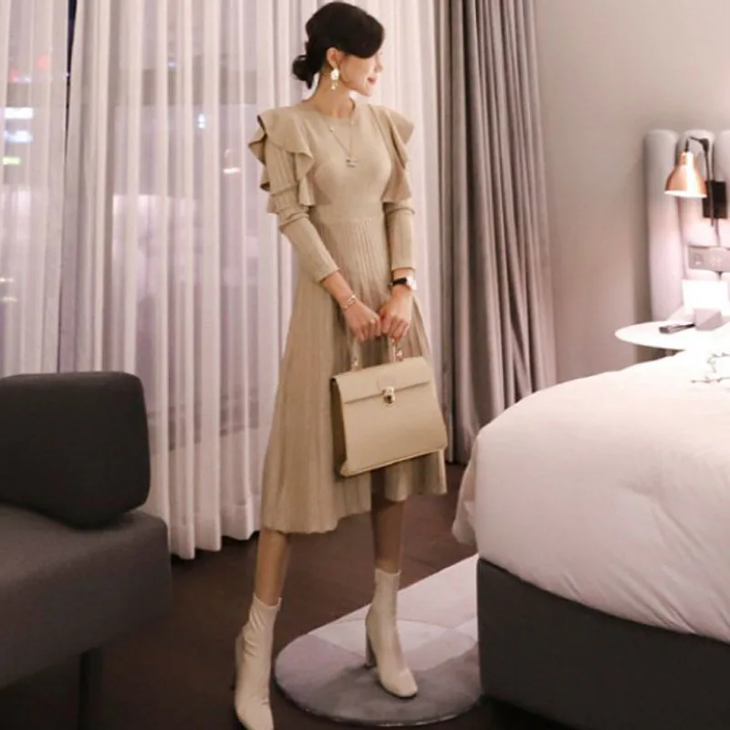

2019 Winter New Style Korean-style Elegant Flounced Waist Hugging Slim Fit Mid-length Knitted Big Hemline Dress Sweater Women's