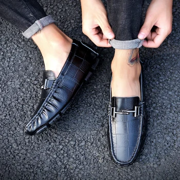 

2020 Fashion Leather Men Casual Shoes Comfortable Men Shoes Leather Formal Breathable Shoes Men Moccasins For Big Size 50