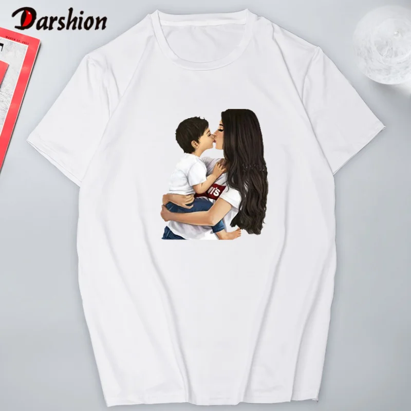 

New Design Mom Kiss The Son Series Pattern Harajuku White And Black Clothing Casual Lovely Short Sleeve Women Tshirt O-Neck Tees