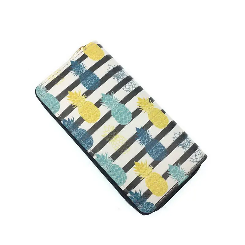 9372517315_2111405214