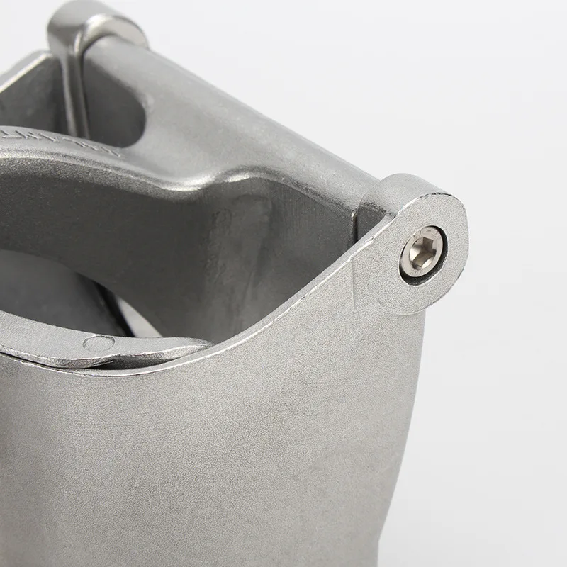 11034040803_1264694771