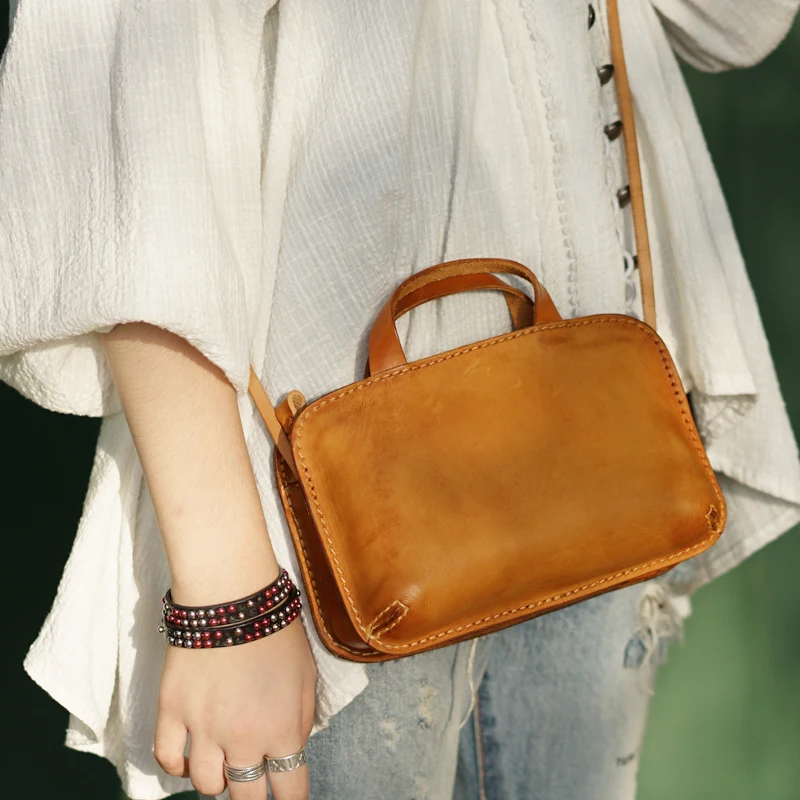 Retro genuine leather women handbag female small shoulder crossbody bag portable ladies vegetable tanned leather mini slung bags