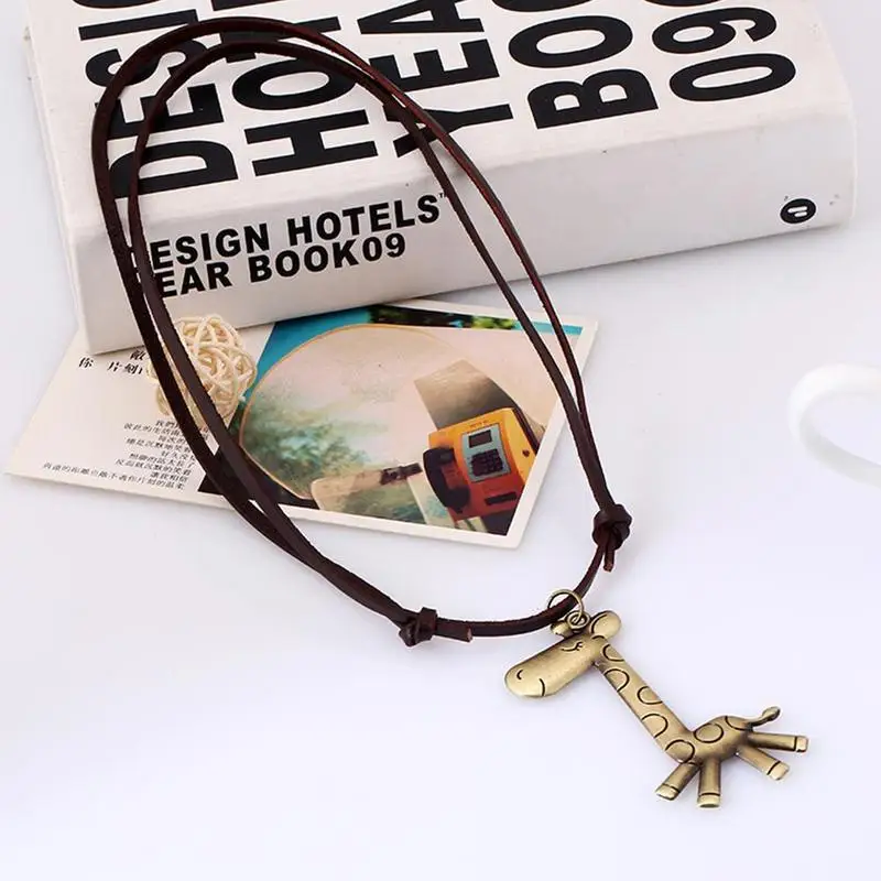 Vintage Art Leather Rope Giraffe Pendant Sweater Chain Long Gold Alloy Necklaces Korean Jewelry Women Girls Fashion Accessories
