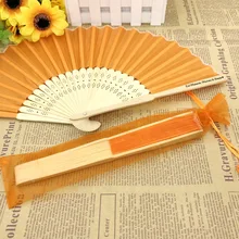 70 шт./лот, индивидуальный свадебный веер с мешочком из пряжи, шелковые ткани, ручная работа, веер, печать логотипа, вечерние украшения