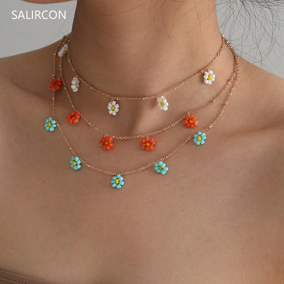 

Salircon Korean Daisy Flower Choker Necklace For Women Gold Color Clavicle Chain Short Necklace Fashion Jewelry 2020 Bead Collar