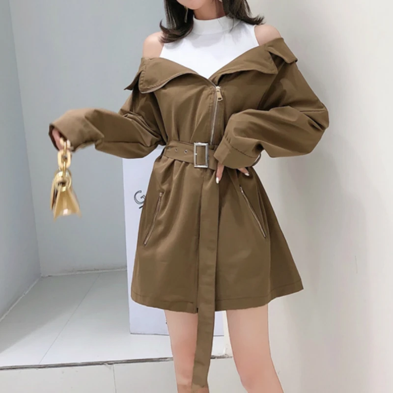 

New Autumn Fashionist's Two-piece Dresses Sexy Shoulder-exposed Splicing Windswear Women's Coat