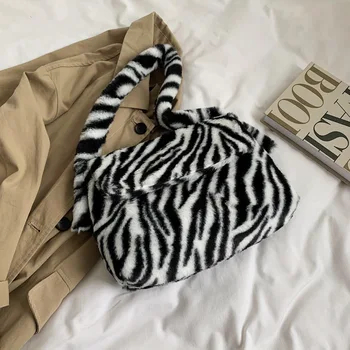 

Cute Mini Women's Flap Bags 2020 Winter Casual Soft Warm Shoulder Bag for Female Ladies Handbag Tote Fashion Panelled Striped