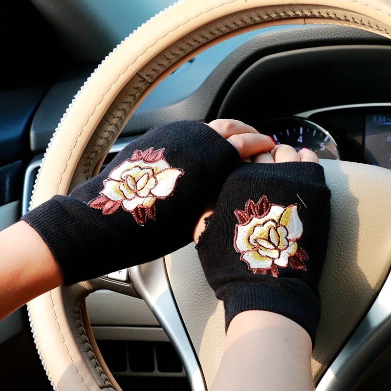 Gloves Women National style embroidery Flower vintage Winter Warm Mittens for Autumn Ladies Female Gloves Mittens Girls Gift