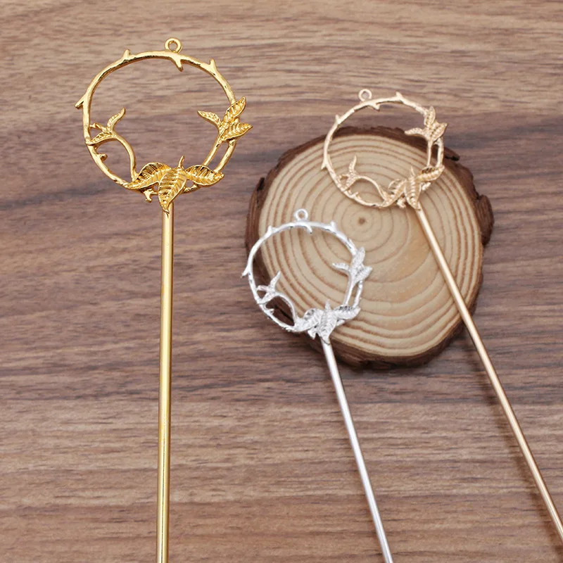 12798645438_1675577996