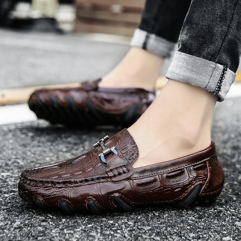 

Men Loafers Genuine Leather Boat Shoes outdoor fahsion Comfortable Male Slip-on Men Casual Shoes Flats Moccasins big size 47