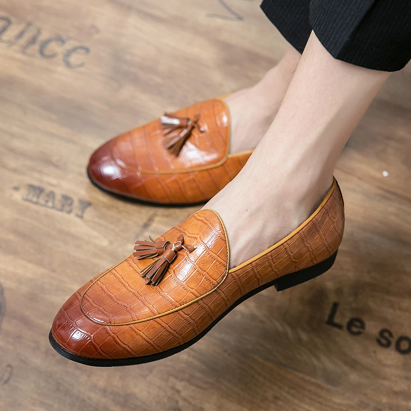 Мужские Женские ботильоны с кисточками на плоской подошве Британский стиль