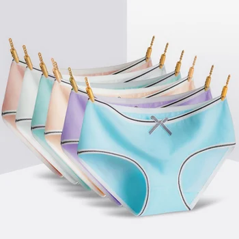 

Girl Briefs Japanese Girl Candy Color Mid-waist Solid Color Cotton Student Ladies Briefs