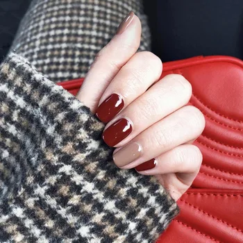 

24pcs/box Red And Khaki Fake Nails press on Patch Jumping Color Square Head Short Pattern Wearable Healthy Finished Nails tips