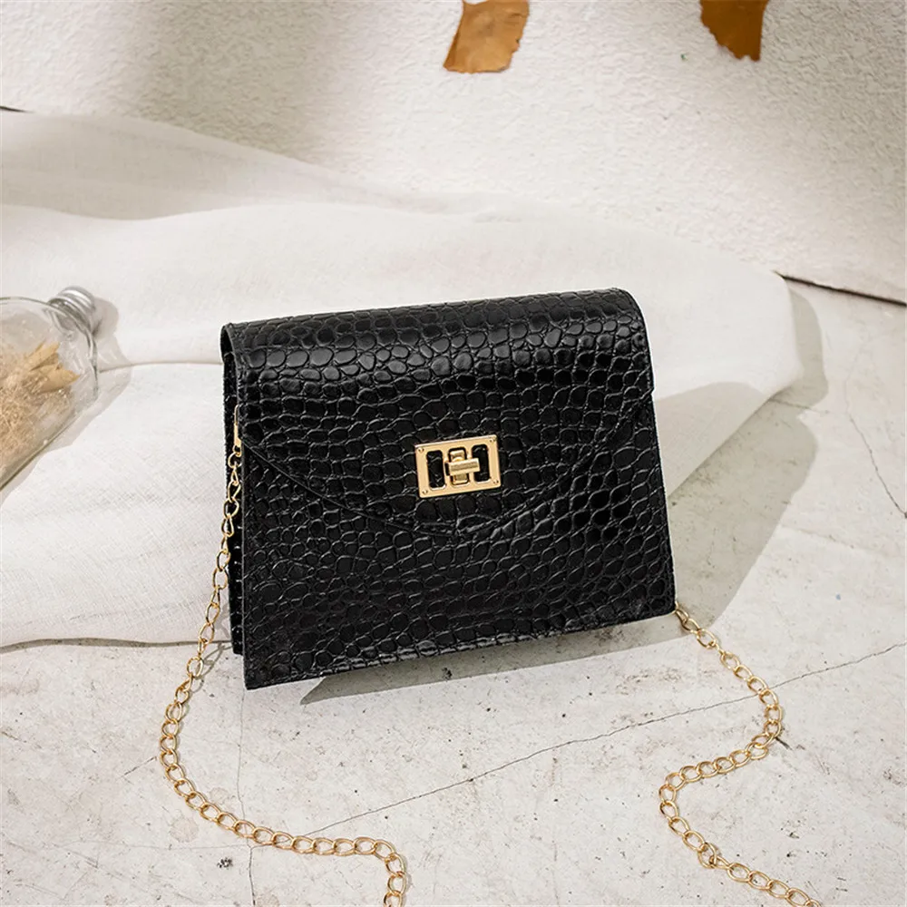 

Female Bag Crocodile Pattern Shoulder Bag PU 2020 Winter New Trend Fashion Lock Messenger Bag Mini Square Bag Chain Bag