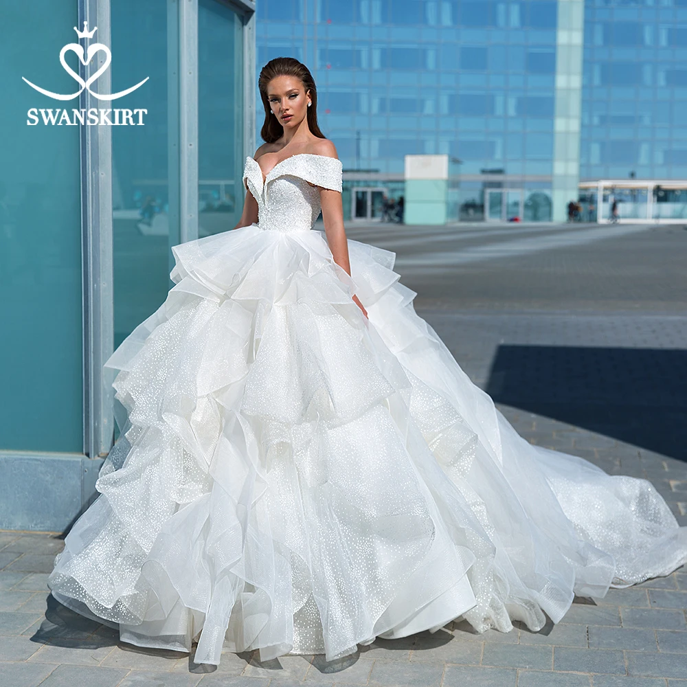 

Shining Beade Princess Wedding Dress 2020 Swanskirt Off the Shoulder Ball Gown Ruched Tulle Bridal Gown Vestido de noiva F304