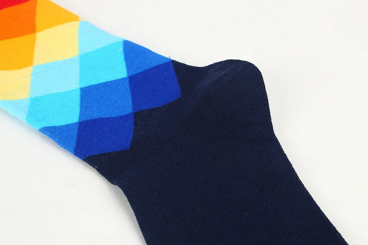 AL173SC Men Solid Sport Socks with Geometric Pattern in Rainbow Colors Boys Cycling Running Middle Tube Socks 5 Pairs/ lot