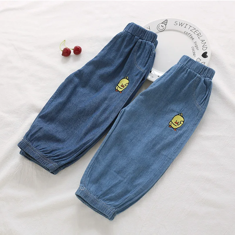 Cartoon Small Yellow Duck Embroidered Crawler 19 Summer Korean-style Jeans Capri Pants Childrenswear 31406