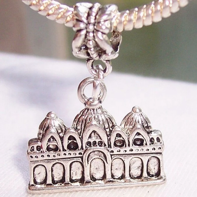 5d8dc140fb069b4dd298bab4-large