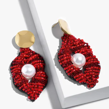 

2020 Europe and The United States Exaggerated Creative Personality Crystal Beads Hand-woven Red Lips Shape Earrings Female
