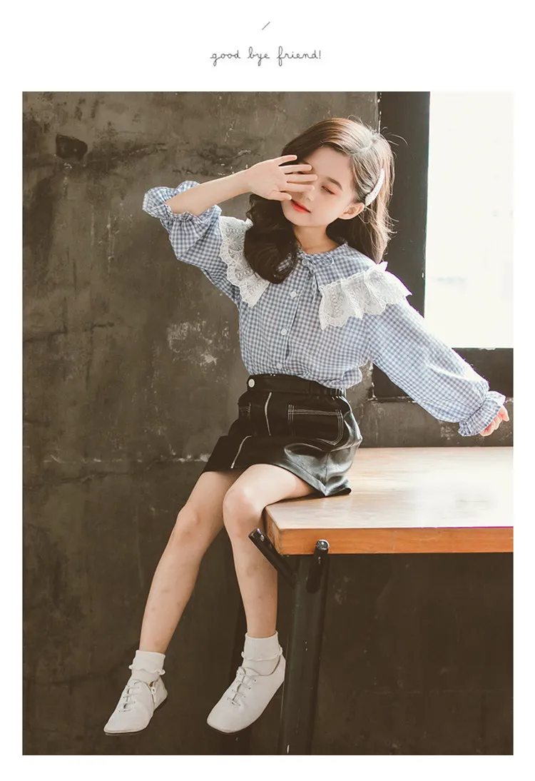 3988287000_884585763