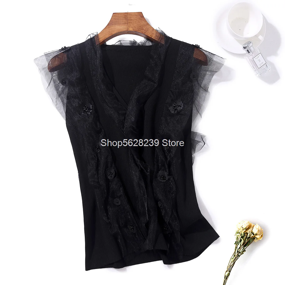 

Joker Lotus Leaf Edge Splicing Temperament Slim Fit V Collar Sleeveless Solid Color 2020 Season Knitting Shirt
