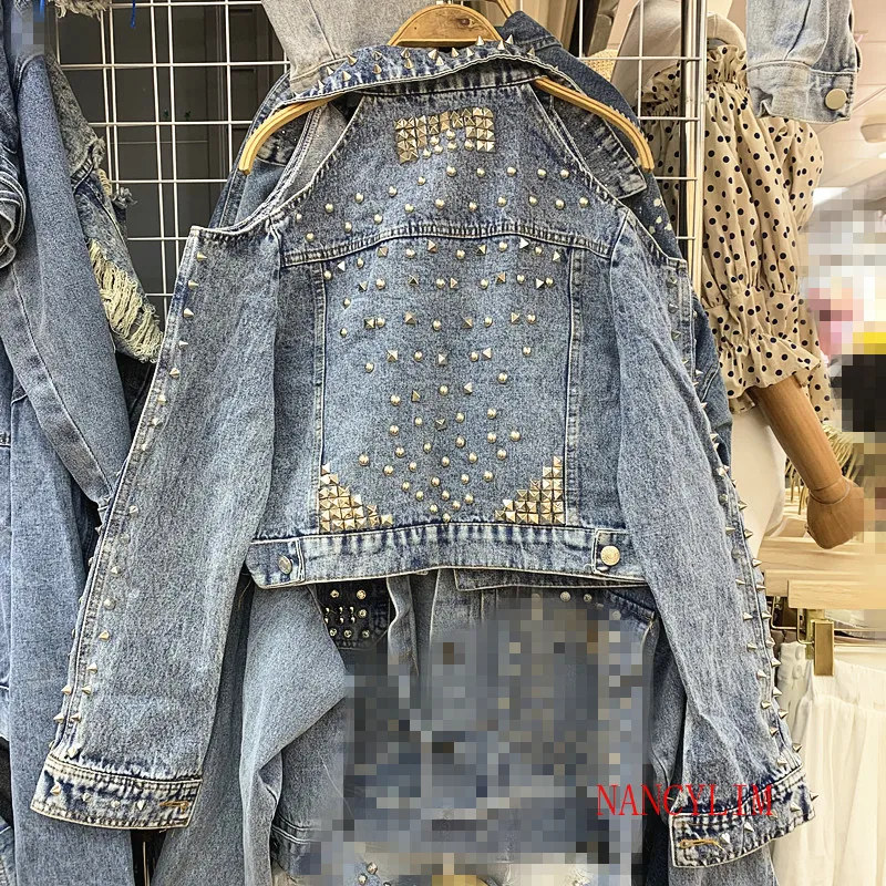 

2019 Autumn European Heavy Industry Punk Style Denim Jackets Women Metal Rivets Loose Off Shoulder Jean Jacket Students Coat Top