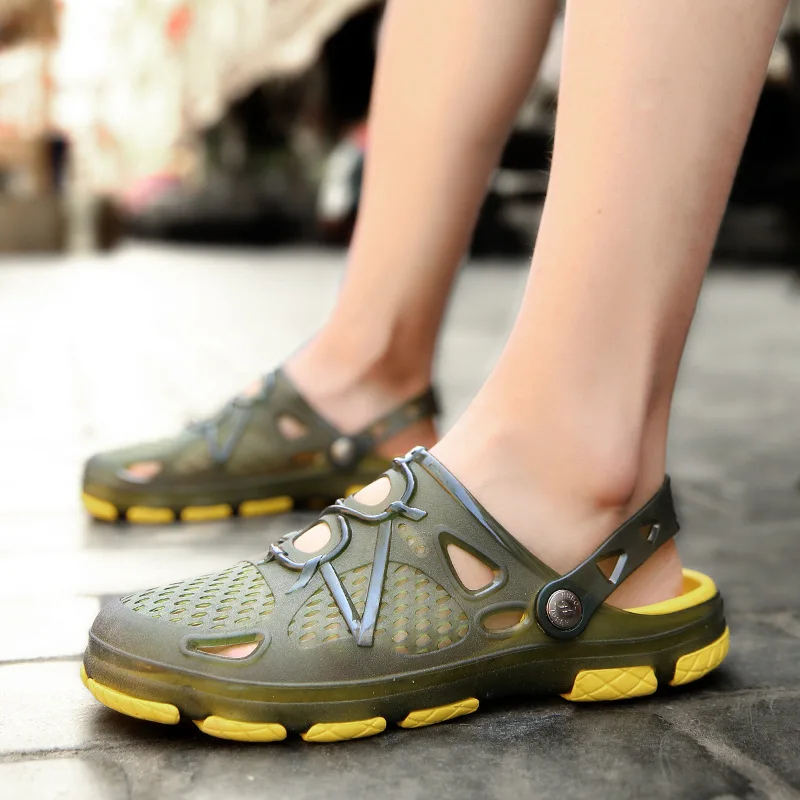 

2019 Summer New Style Couples Sandals Casual Beach Porous Shoes Anti-slip Gel Shoes Garden Slippers