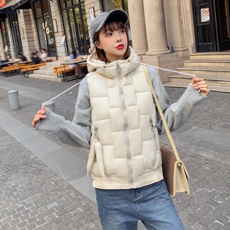 Beige UHYTGF пуховик с капюшоном осенне-зимний жилет Женский Повседневный короткий Parker топы свободный плюс размер хлопковый жилет colete feminino 806 - Цвет: Beige