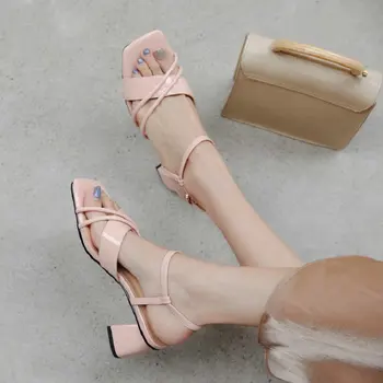 

Sianie Tianie patent PU leather solid color woman's chunky high heels celebrity lady shoes open toe sandals classy women sandals