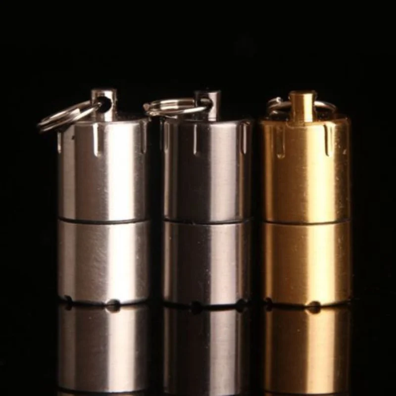 

Men Women Key Chain Emergency Gear Fire Stash Waterproof Mini Lighter Pendant Keychain Key Ring Real Fire Lighter New