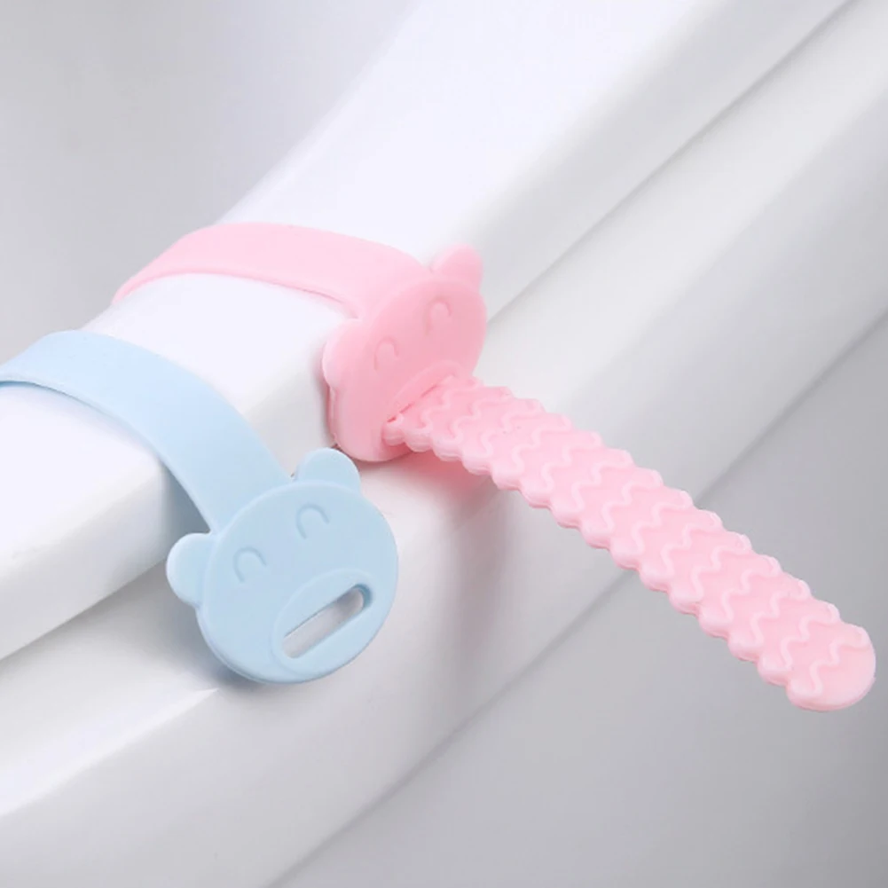 1Pc Bear Head Toilet Seat Cover Lifter soft Silicone Good fit Toilet potty ring Handle for Travel Home Bathroom
