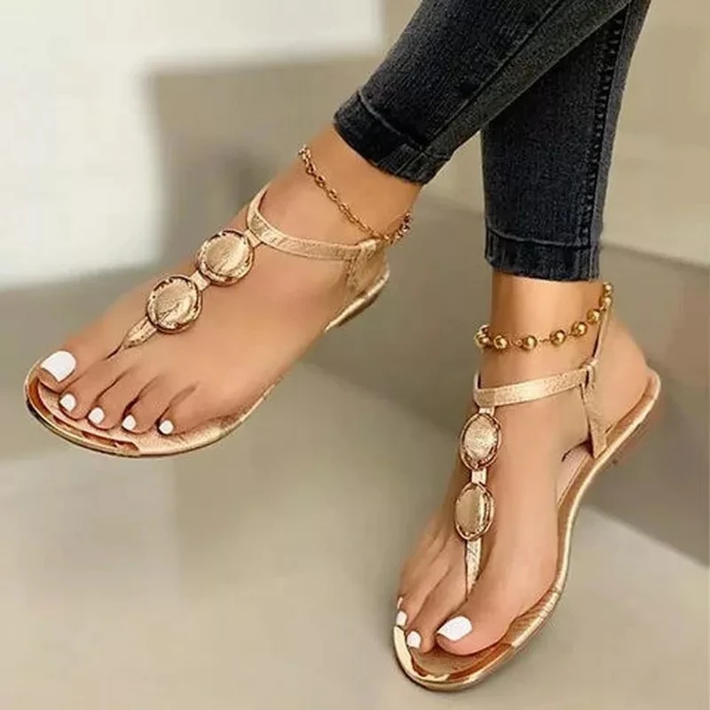 2020 New Summer Sandals Women Fashion Casual Beach Outdoor Flip Flop Sandals Metal Decoration Ladies Flat Shoes Big Size 35-43