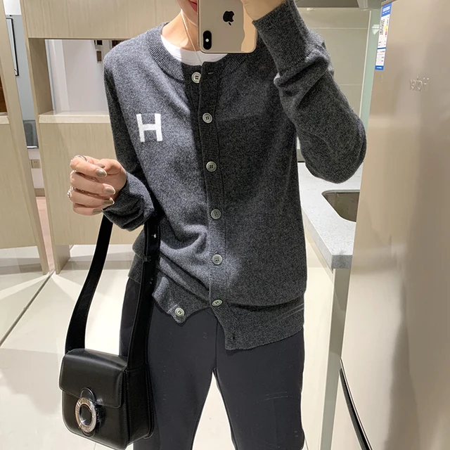 DY Europe station cashmere cardigan women's loose H-letter thin knitted jacket sweater slim round neck sweater Gray
