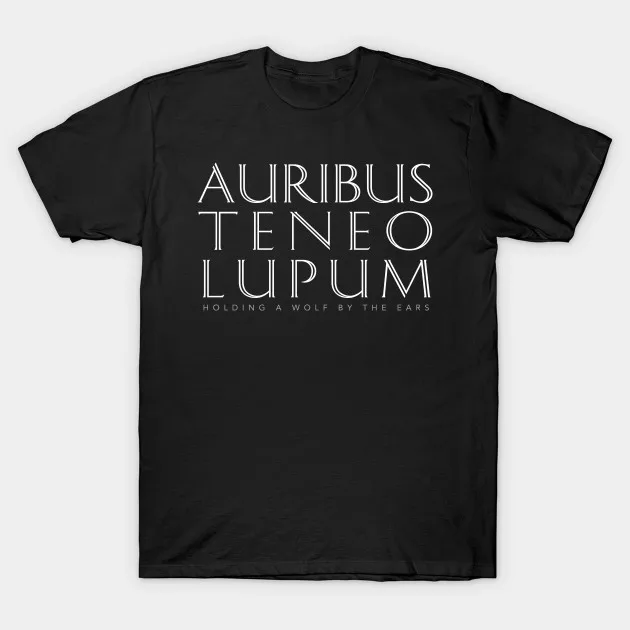Мужская футболка Латинская цитата Auribus Teneo Lupum by elvdant женская | одежда
