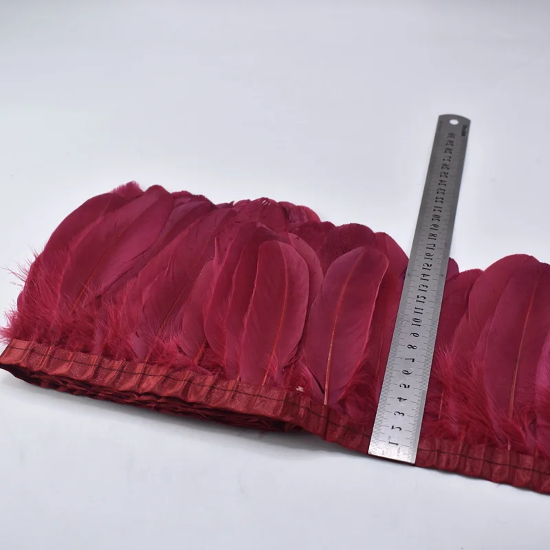 

2Meters/lot Wine red Goose Feathers Trimmings Fringe for Sewing Clothing 15-20cm DIY Feather for Crafts Party Wedding Decorative