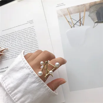 

2020 Kpop New Design Golden Irregular Exaggerate Adjustable Rings For Women BFF Elegant Pearl Finger Ring Aesthetic Jewelry