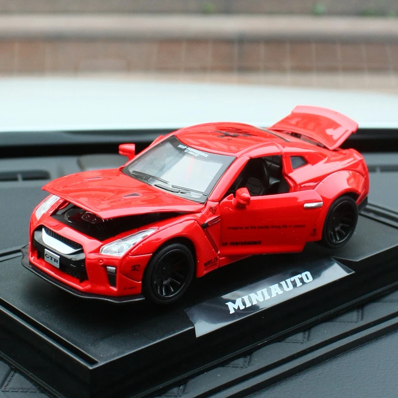 Аксессуары для украшения автомобиля, 1:32 Nissan GTR, роскошные литые модели из сплава, украшения для интерьера, аксессуары и подарки для детей - Название цвета: Red
